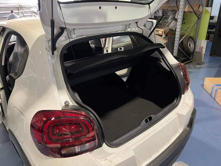 Aménagement intérieur de véhicules à La Réunion