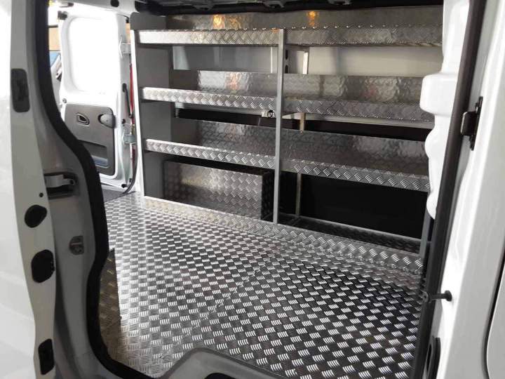 Aménagement intérieur de véhicules à La Réunion