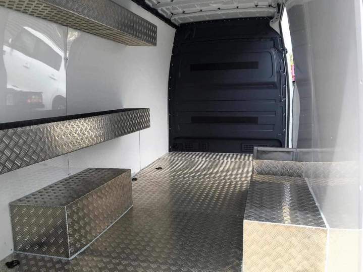 Service d'aménagement de véhicules utilitaires à La Réunion