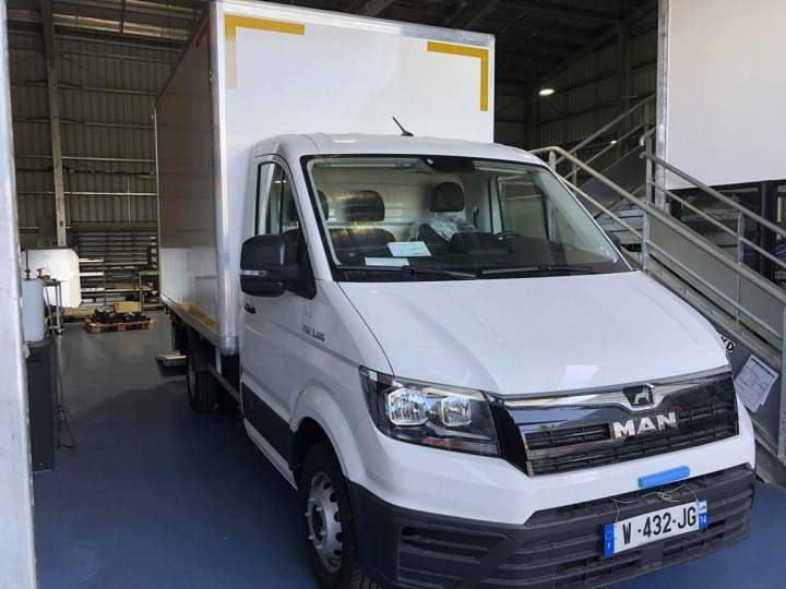 Personnalisation de fourgons à La Réunion