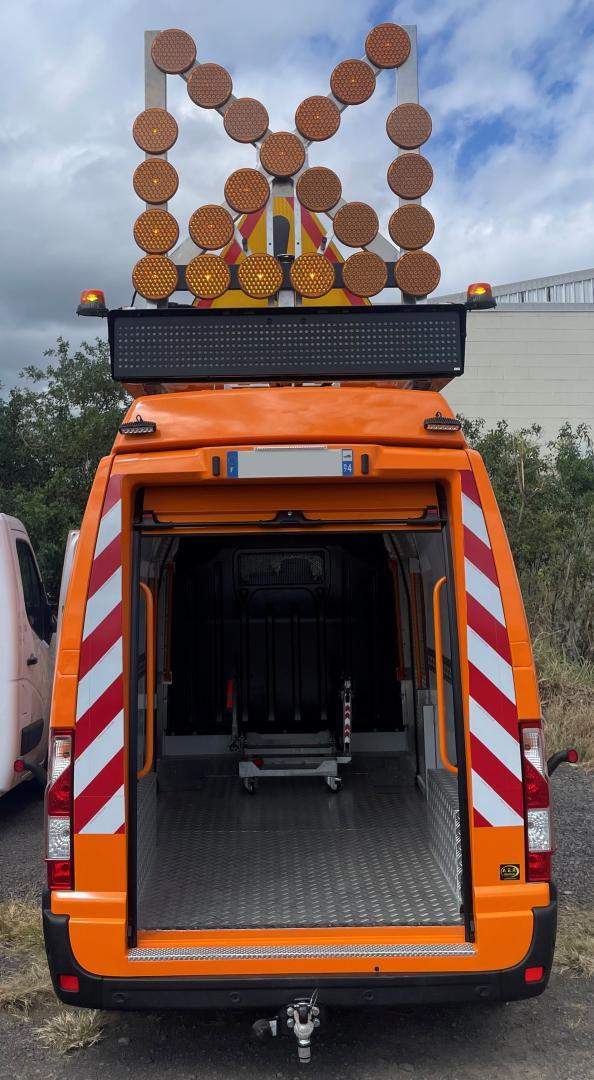 Service d'aménagement intérieur de véhicules à La Réunion