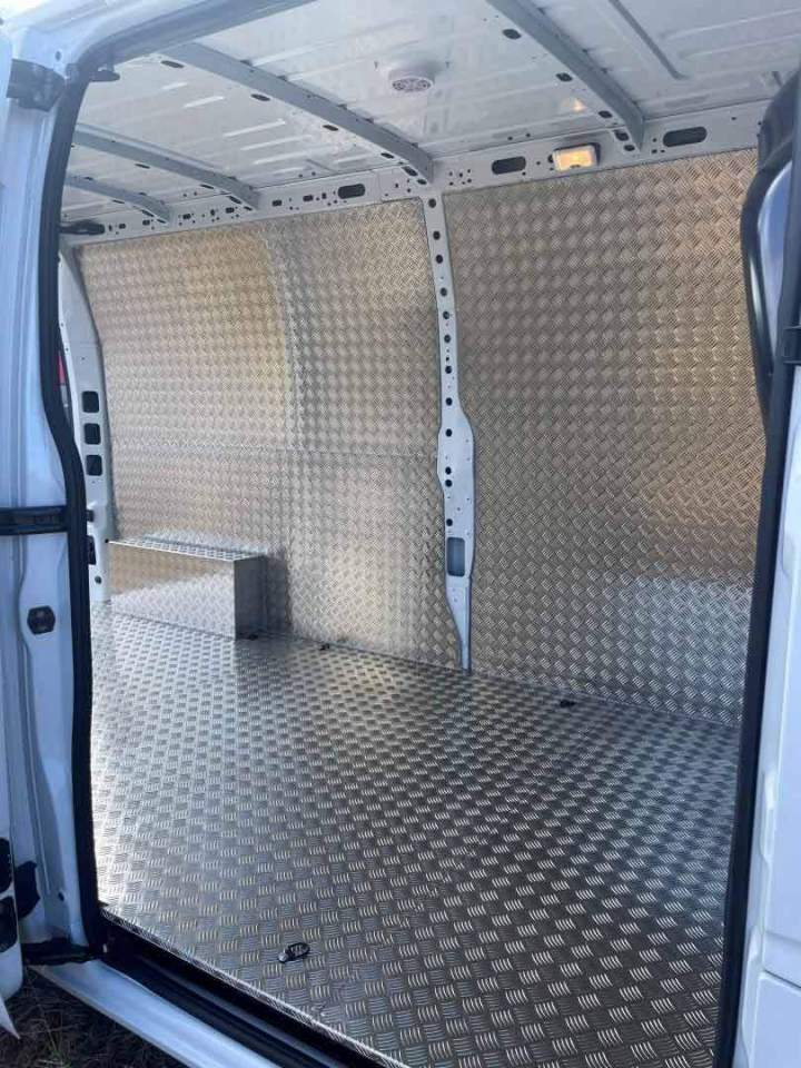 Spécialiste en aménagement de véhicules utilitaires à La Réunion