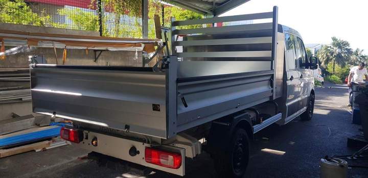 Habillage de bennes et fourgons à La Réunion