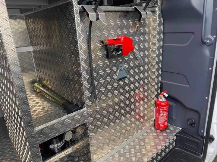 Service d'aménagement intérieur de véhicules à La Réunion