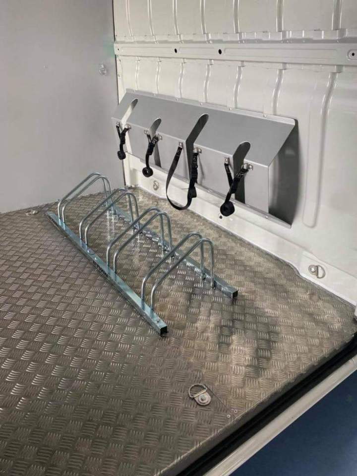 Aménagements spécifiques de véhicules à La Réunion