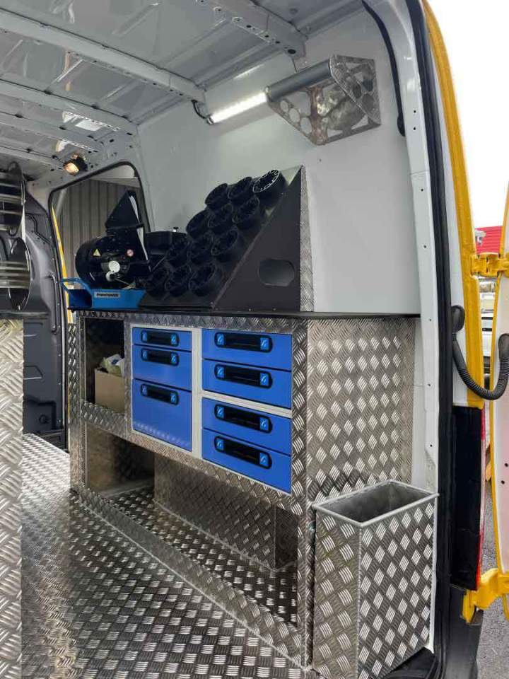 Service d'aménagement de véhicules utilitaires à La Réunion