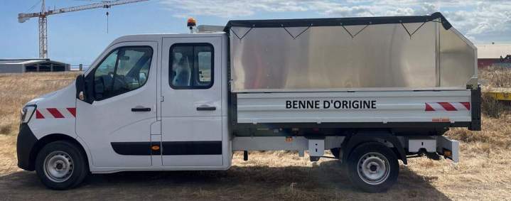 Habillage de bennes et fourgons à La Réunion