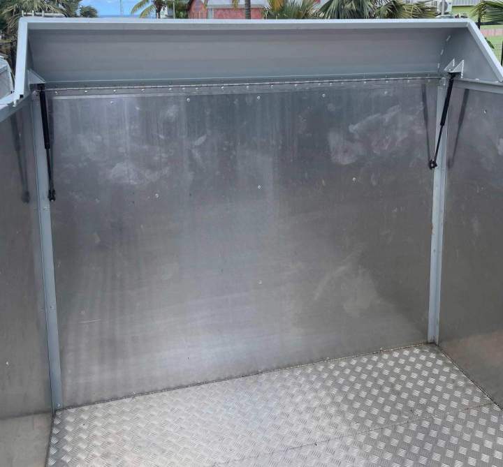 Aménagement de camions frigorifiques à La Réunion