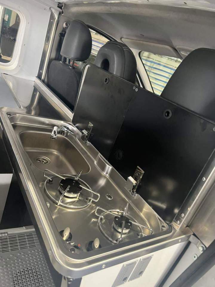 Vans aménagés pour vacances à La Réunion