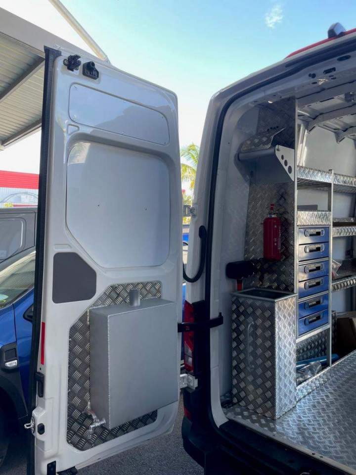 Aménagement de véhicules utilitaires à La Réunion