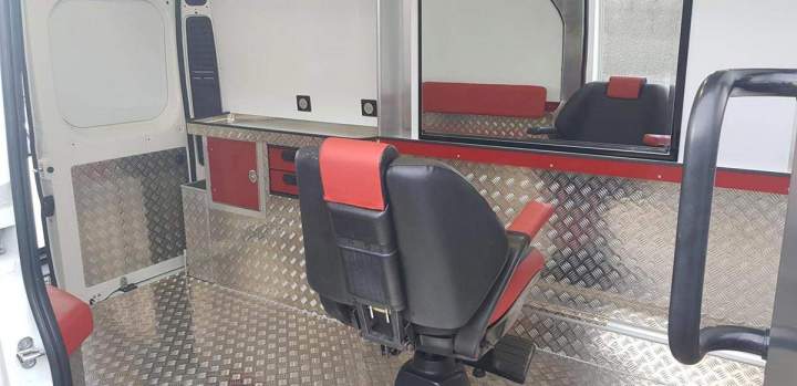 Aménagement spécifiques de véhicules utilitaires à La Réunion