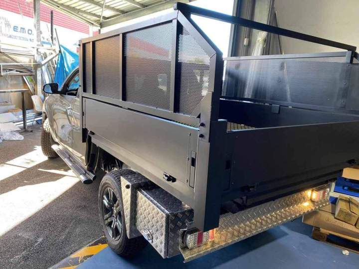 Habillage de bennes et fourgons à La Réunion