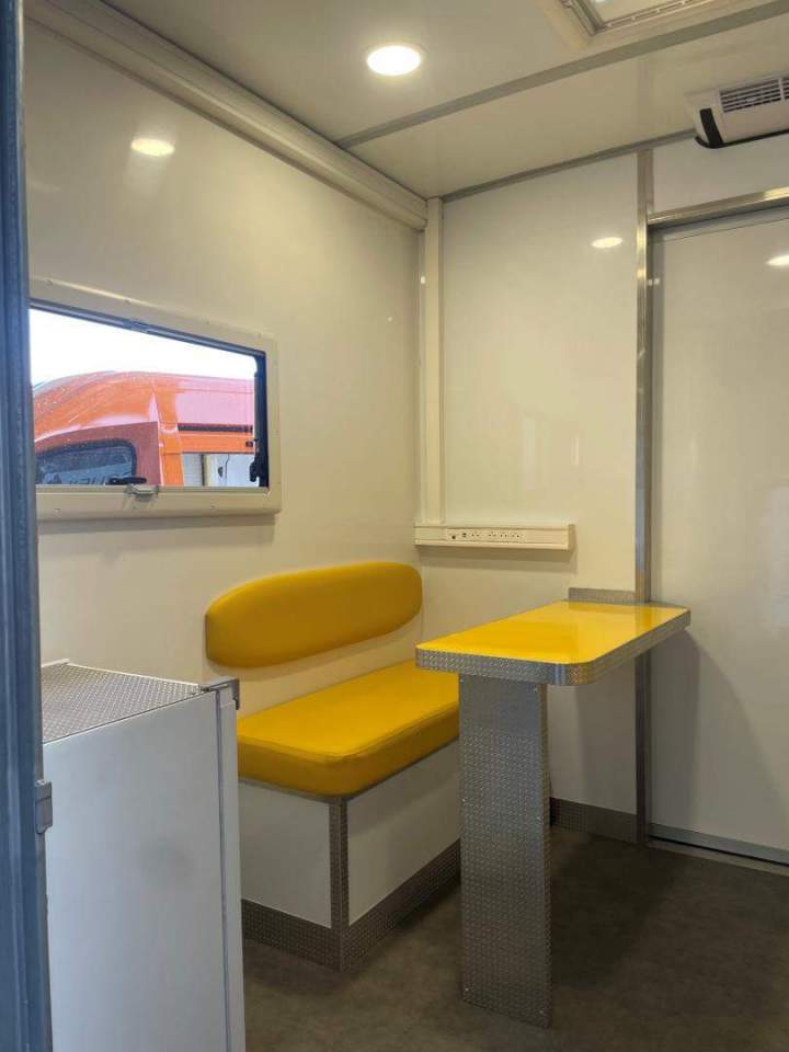 Aménagements spécifiques de véhicules utilitaires à La Réunion