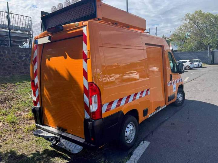 Aménagement intérieur de véhicules à La Réunion