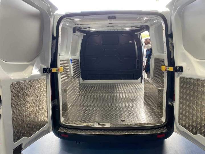 Aménagement de véhicules utilitaires à La Réunion