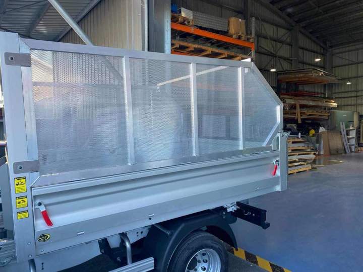 Réparation et entretien de bennes et fourgons à La Réunion