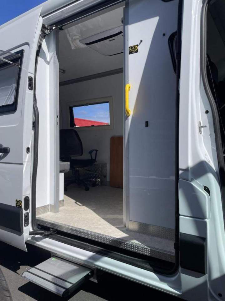 Aménagements spécifiques de véhicules utilitaires à La Réunion