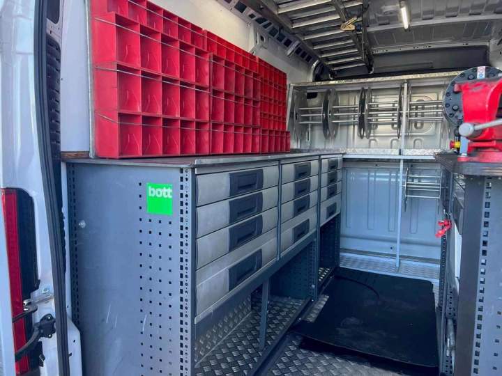 Aménagement intérieur de véhicules à La Réunion