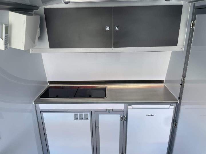 Aménagements spécifiques de véhicules à La Réunion