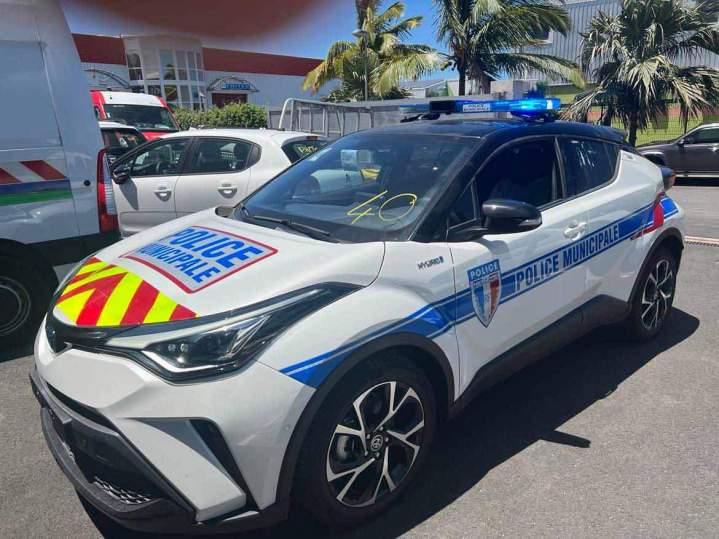 Société d'installation de signalisation lumineuse pour véhicules utilitaires à La Réunion